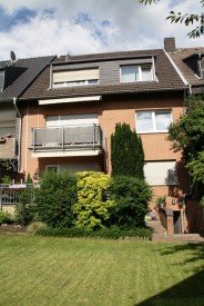 Hauptbild Seltene Gelegenheit Mehrparteienhaus in Köln Worringen